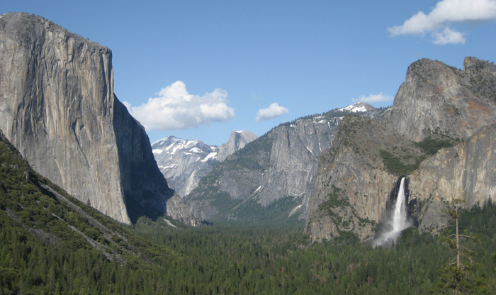 Yosemite_Valley_small