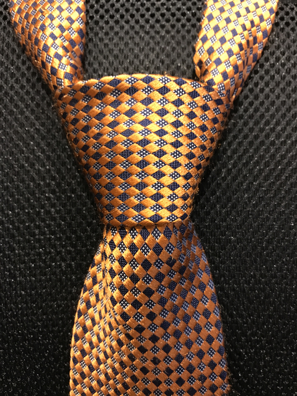 Yeo_windsor_knot