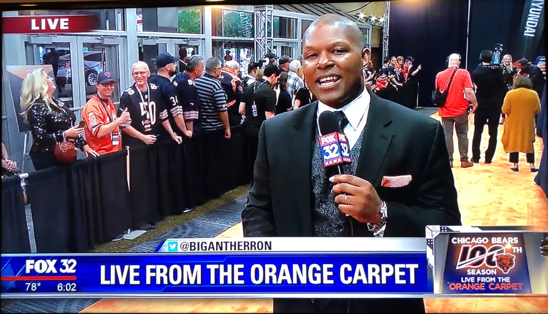 Chad_Doug_orange_carpet_Bears_2029