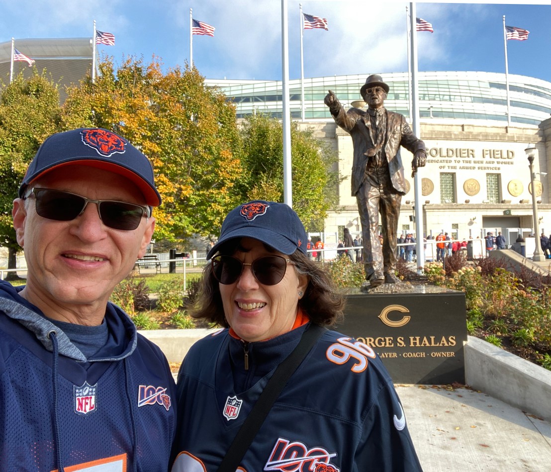 Doug_Pat_Halas_statue_Bears_2019