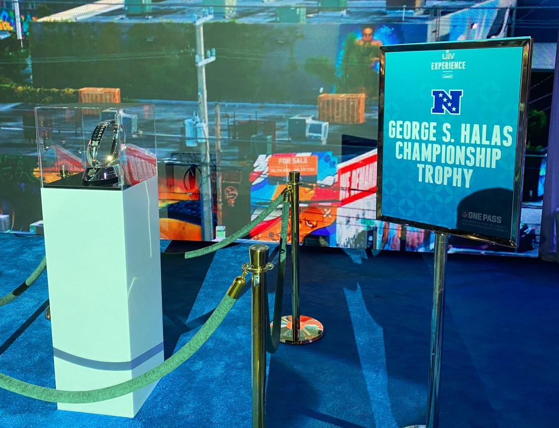 George_Halas_trophy_Super_Bowl_LIV