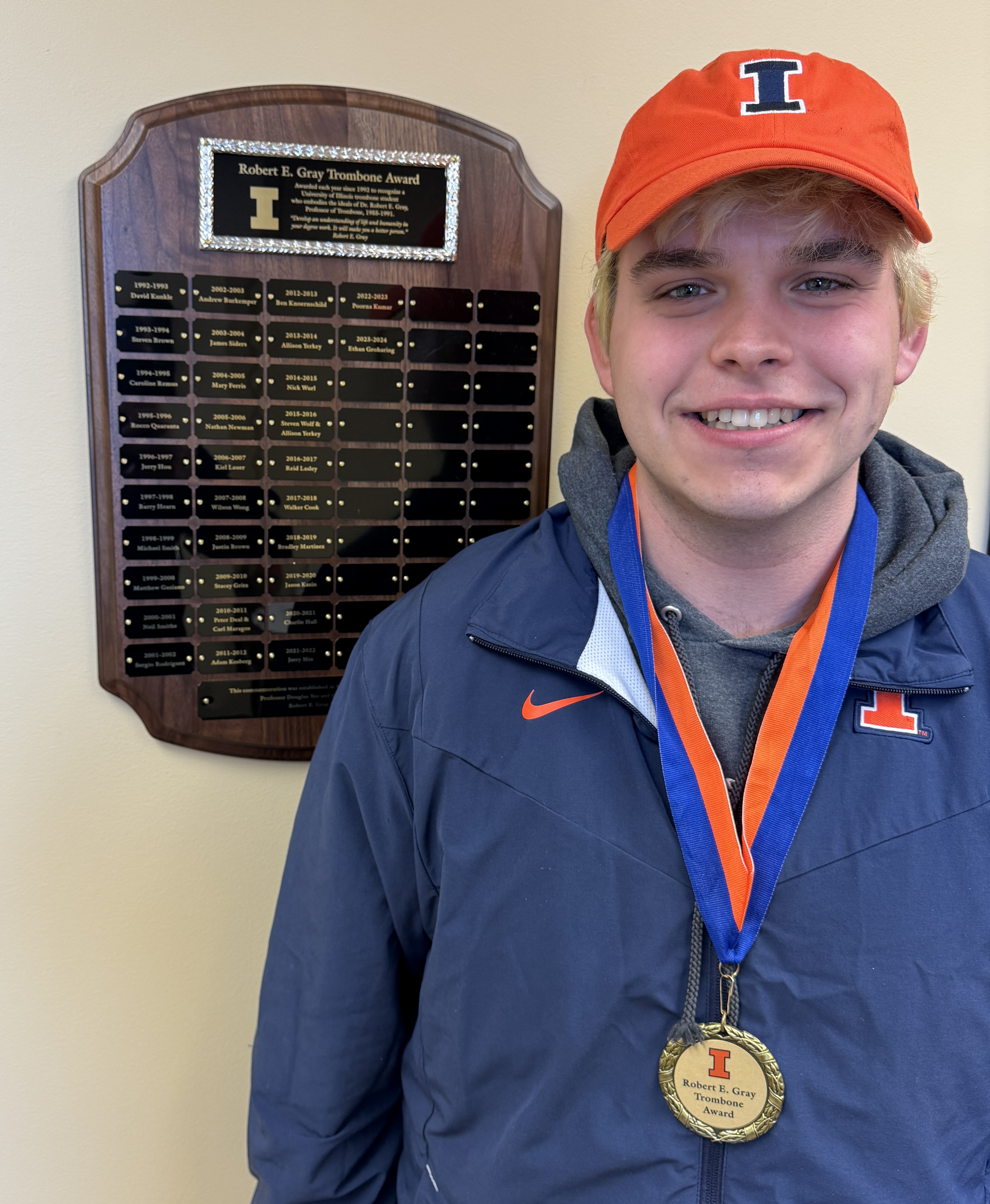 Ethan_Groharing_UIUC_Robert_Gray_Award