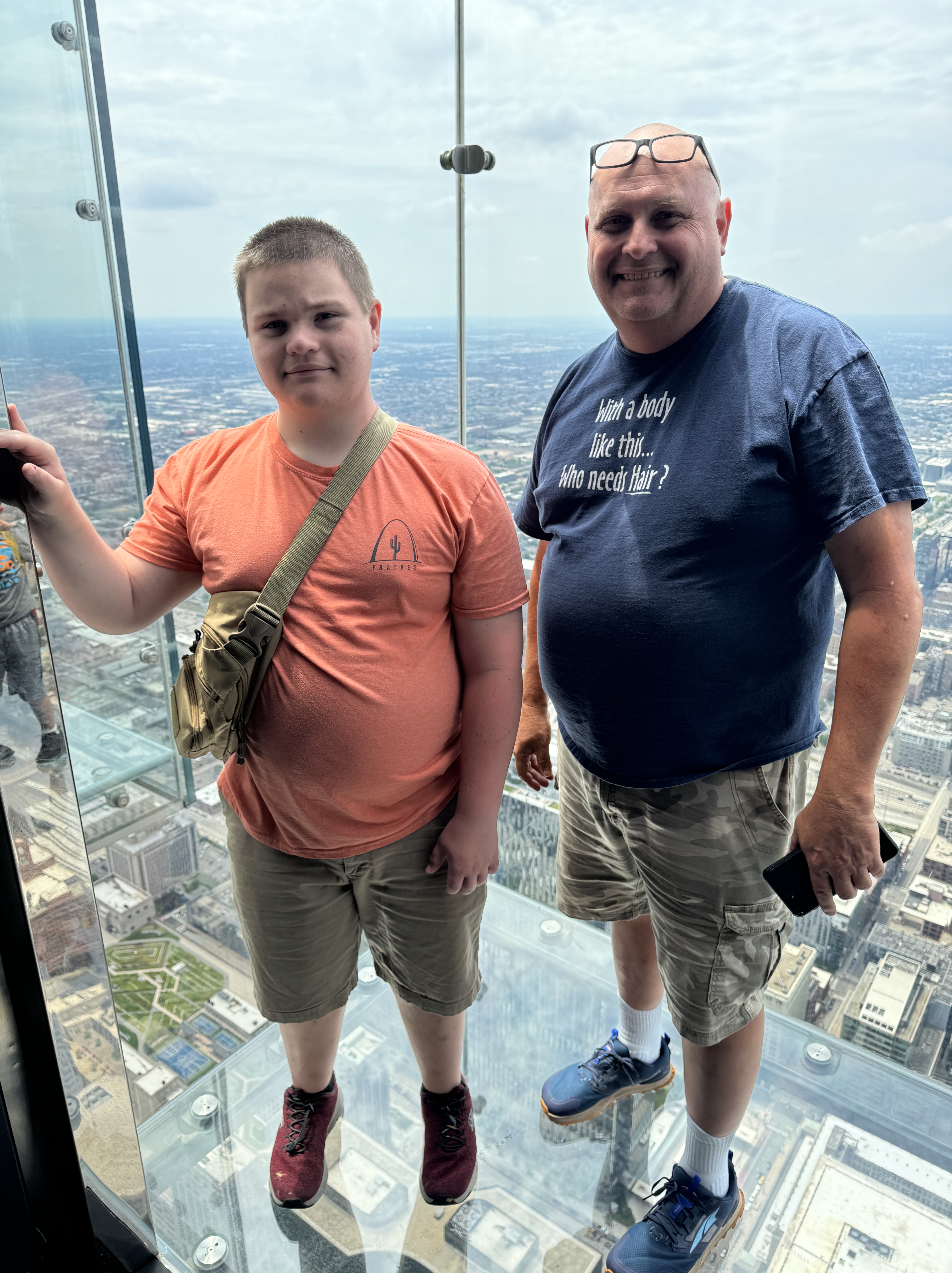 Cody_Phil_Sears_Tower_Ledge